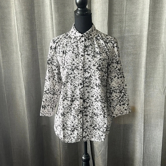 Black and White Lafayette 148 Button Up - Picture 1 of 4